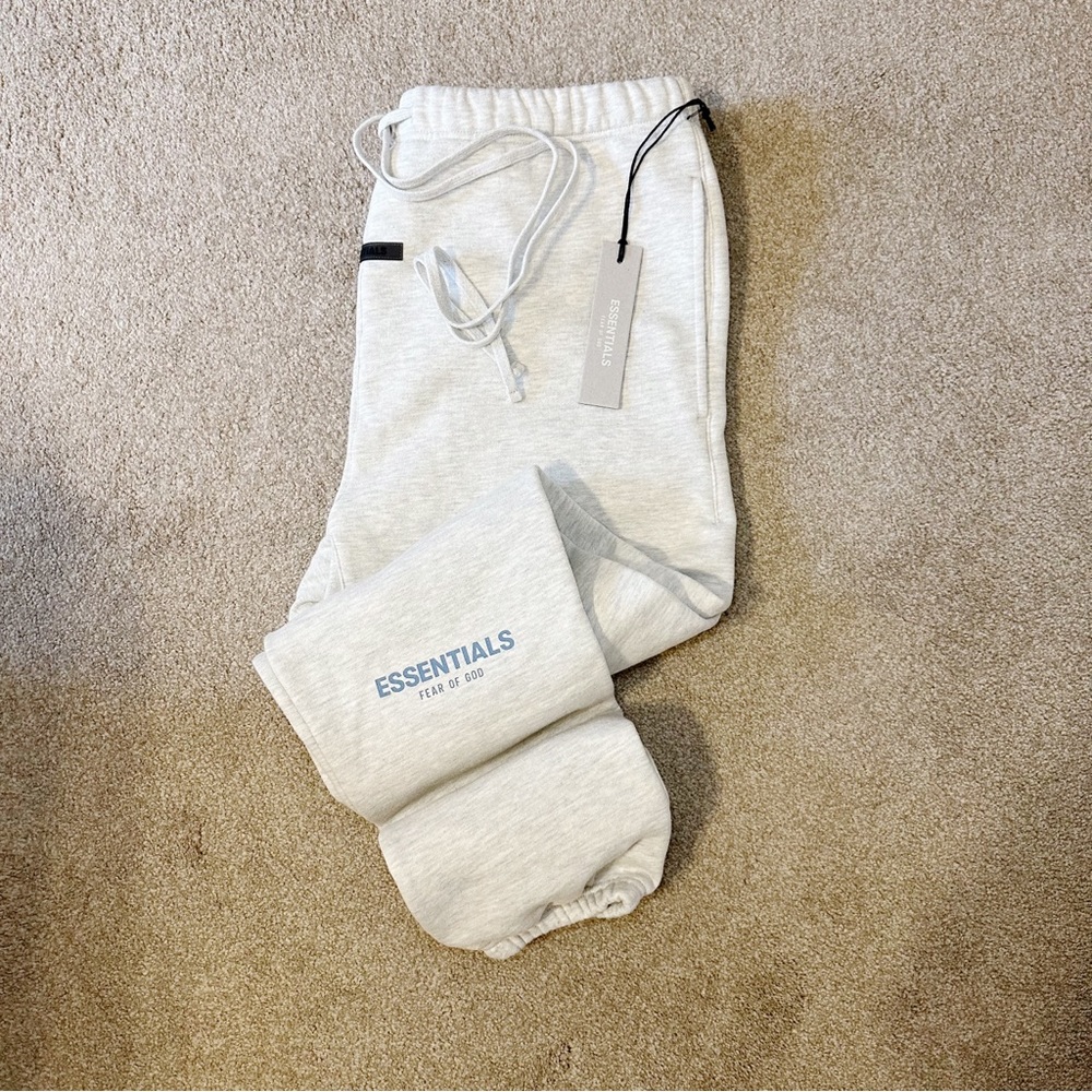 NWT Fear of God Essentials Cotton Blend Sweatpants - Picture 4 of 11